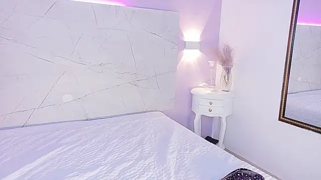 AbrilBrent online show from 21, 10, 2025