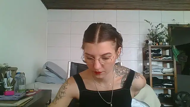 SweetyBabyDemon online show from 19, 9, 2025