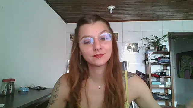 SweetyBabyDemon online show from 28, 4, 2026