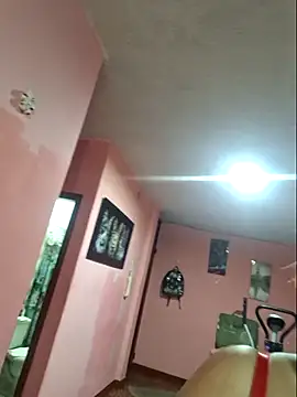 Snapshot of gatadeojosclaros chatting on 2, 3, 2025 gatadeojosclaros online show from 2, 3, 2025