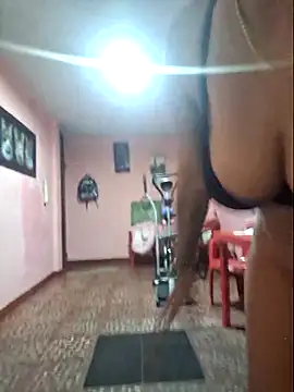 Snapshot of gatadeojosclaros chatting on 3, 3, 2025 gatadeojosclaros online show from 3, 3, 2025