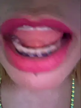 Snapshot of gatadeojosclaros chatting on 23, 3, 2025 gatadeojosclaros online show from 23, 3, 2025