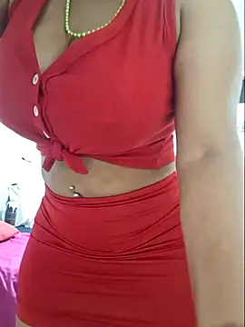 Snapshot of gatadeojosclaros chatting on 3, 10, 2025 gatadeojosclaros online show from 3, 10, 2025