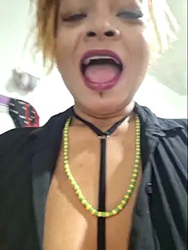 Snapshot of gatadeojosclaros chatting on 9, 2, 2026 gatadeojosclaros online show from 9, 2, 2026