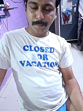 GlassBarge9 online show from 5, 1, 2025