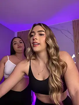 kyliejoness online show from 25, 7, 2026