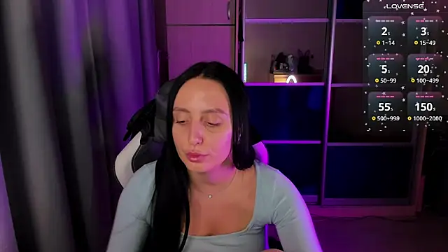 Christy Calypso online show from 4, 2, 2025