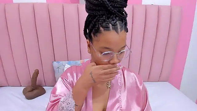 ISABELLA 020 online show from 13, 2, 2025