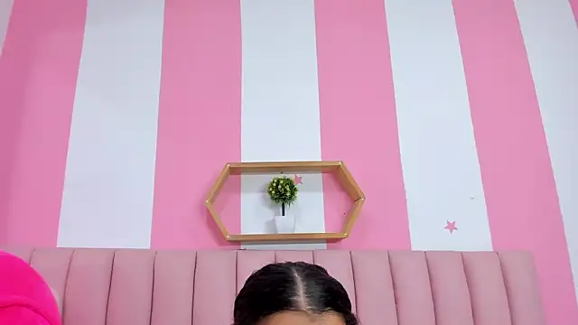 ISABELLA 020 online show from 27, 3, 2026