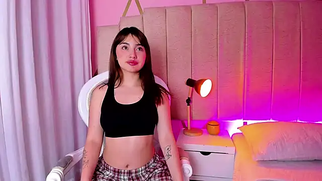 Snapshot of Damian_n_Maya chatting on 30, 1, 2025 Damian n Maya online show from 30, 1, 2025