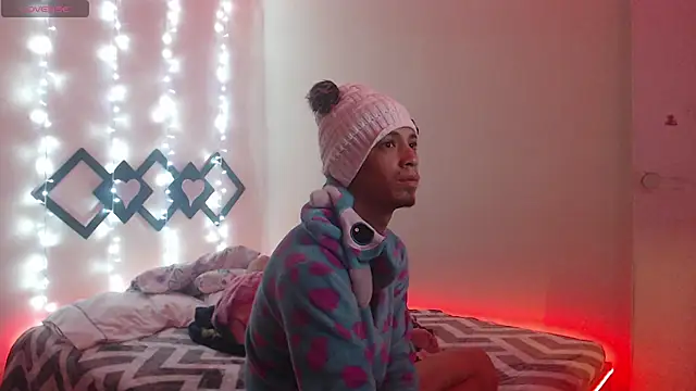 TOM NATASHA online show from 17, 1, 2025