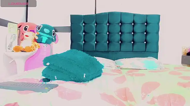  Riannagarcia  online show from 20, 2, 2025