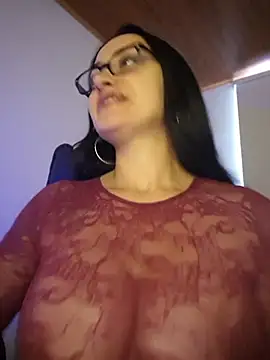 preetypeach online show from 9, 4, 2026