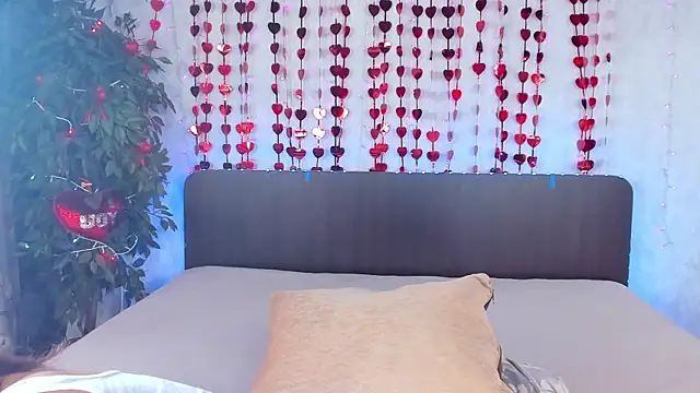 Milana Crystal  online show from 23, 2, 2025