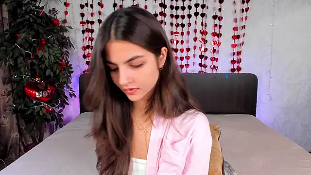 Milana Crystal  online show from 3, 3, 2025