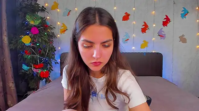 Milana Crystal  online show from 27, 4, 2026