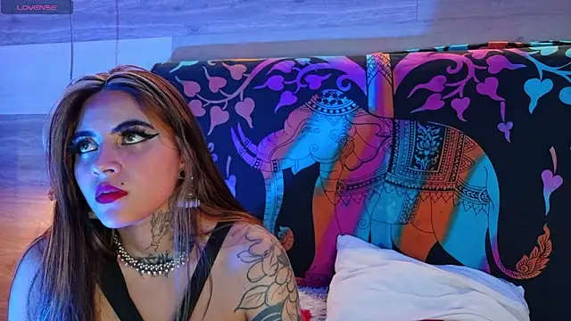 Cori Paige online show from 5, 3, 2026