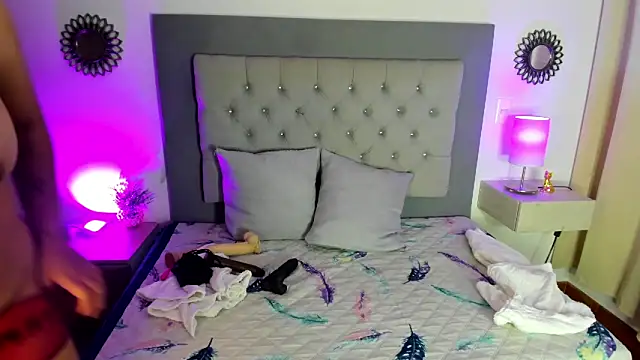 Snapshot of Kylie2211 chatting on 19, 1, 2025 Kylie2211 online show from 19, 1, 2025