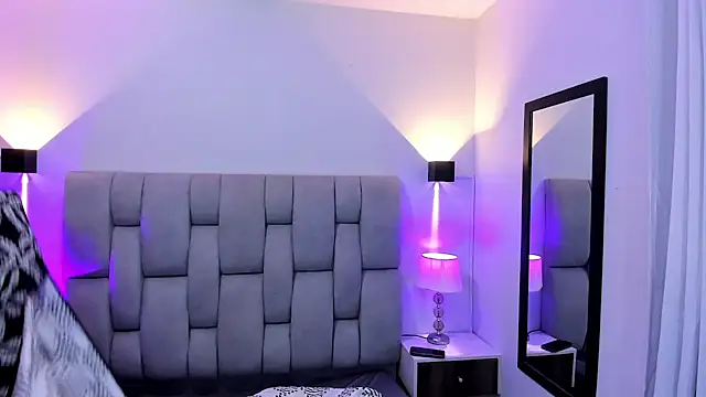 Snapshot of Kylie2211 chatting on 21, 1, 2025 Kylie2211 online show from 21, 1, 2025