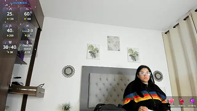 Snapshot of Kylie2211 chatting on 22, 1, 2025 Kylie2211 online show from 22, 1, 2025