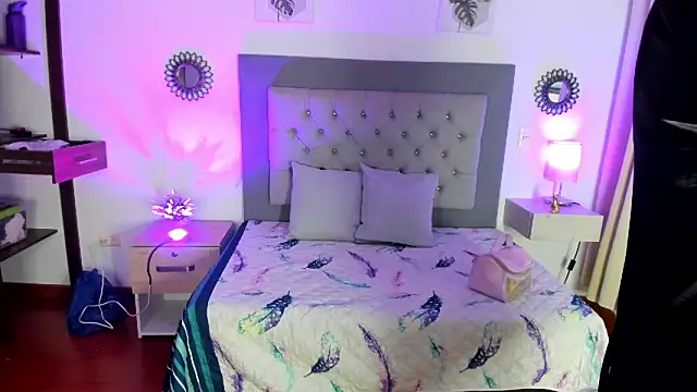 Snapshot of Kylie2211 chatting on 23, 1, 2025 Kylie2211 online show from 23, 1, 2025