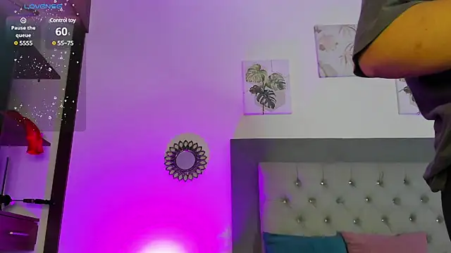 Snapshot of Kylie2211 chatting on 14, 2, 2025 Kylie2211 online show from 14, 2, 2025