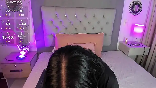 Snapshot of Kylie2211 chatting on 15, 9, 2025 Kylie2211 online show from 15, 9, 2025