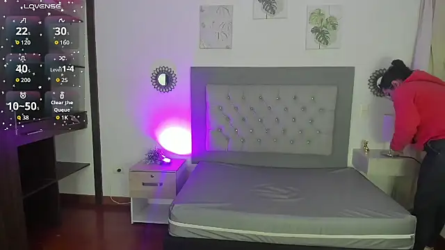 Snapshot of Kylie2211 chatting on 18, 9, 2025 Kylie2211 online show from 18, 9, 2025