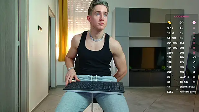 ChristianLevine  online show from 30, 9, 2025