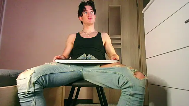 ChristianLevine  online show from 8, 7, 2026