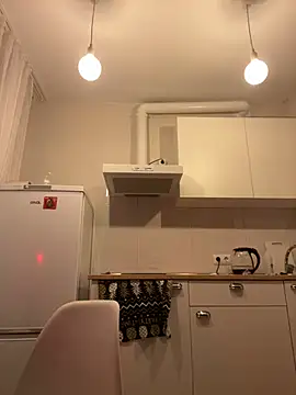 Eva Weyne online show from 10, 1, 2025