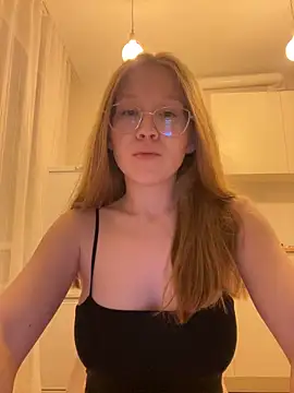 Eva Weyne online show from 24, 9, 2025