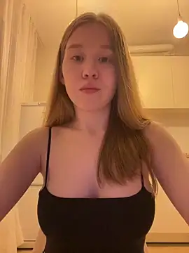 Eva Weyne online show from 12, 3, 2026