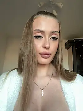 Sweet  Milly online show from 3, 6, 2026