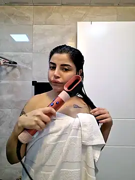 Snapshot of Esmertarcinim chatting on 13, 12, 2024 Esmertarcinim online show from 13, 12, 2024