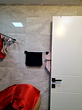 Snapshot of Esmertarcinim chatting on 8, 3, 2025 Esmertarcinim online show from 8, 3, 2025