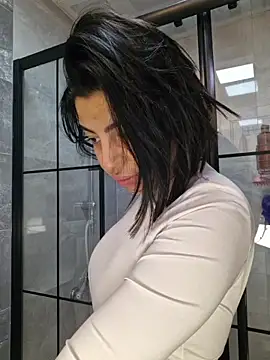 Snapshot of Esmertarcinim chatting on 25, 11, 2025 Esmertarcinim online show from 25, 11, 2025