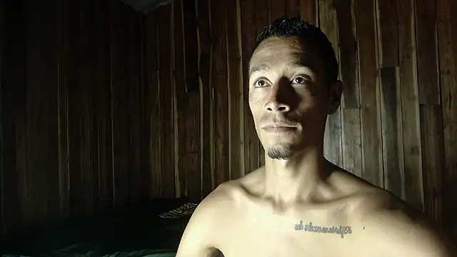 Snapshot of DEMARCOUS_NM chatting on 24, 11, 2025 DEMARCOUS NM online show from 24, 11, 2025