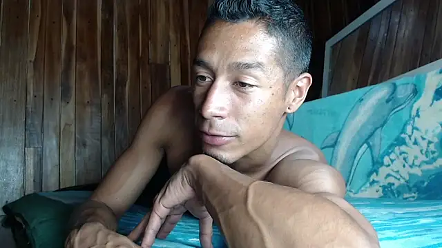 Snapshot of DEMARCOUS_NM chatting on 25, 11, 2025 DEMARCOUS NM online show from 25, 11, 2025