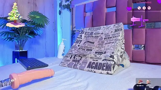 Ana Winnss online show from 30, 12, 2024