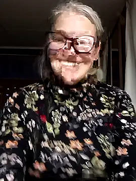 irinamaux online show from 28, 9, 2025