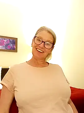 irinamaux online show from 18, 10, 2025