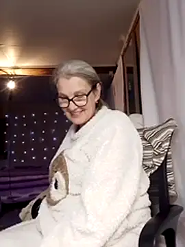 irinamaux online show from 2, 11, 2025