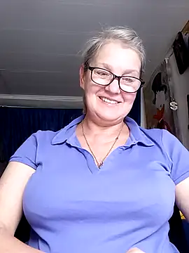 irinamaux online show from 8, 7, 2026