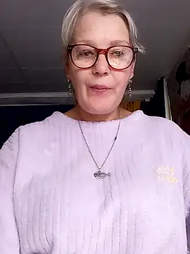 irinamaux online show from 22, 7, 2026