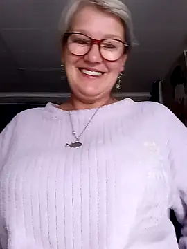 irinamaux online show from 22, 7, 2026