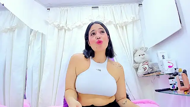 emily madrid online show from 14, 1, 2025