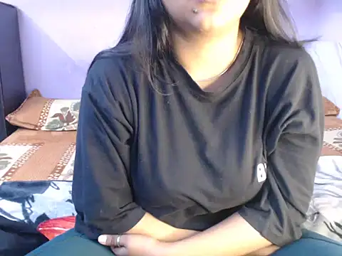 Freya nia online show from 27, 12, 2024