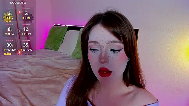 Snapshot of lexxxxxxi chatting on 13, 11, 2025 lexxxxxxi online show from 13, 11, 2025