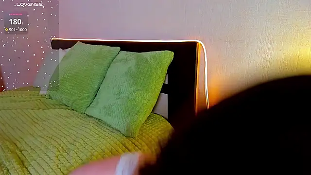 Snapshot of lexxxxxxi chatting on 2, 2, 2026 lexxxxxxi online show from 2, 2, 2026